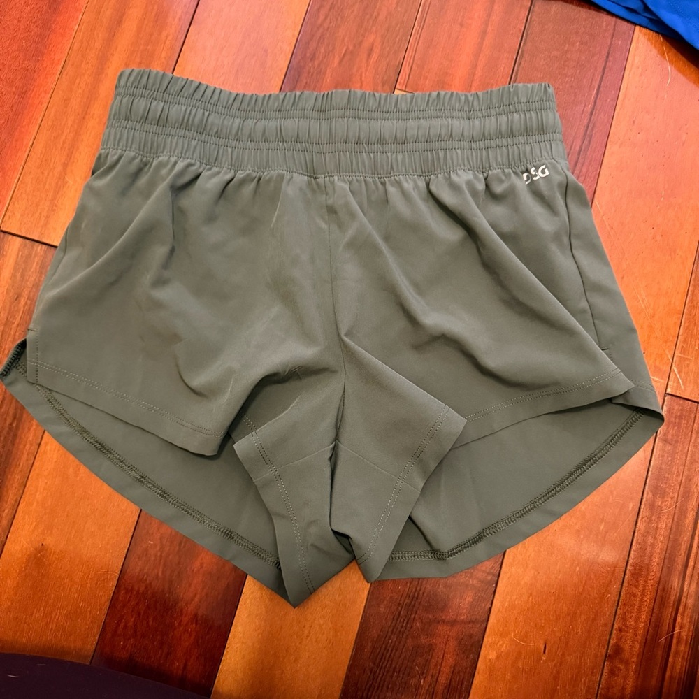 DSG Women's High Stride 2.0 Shorts - Olive